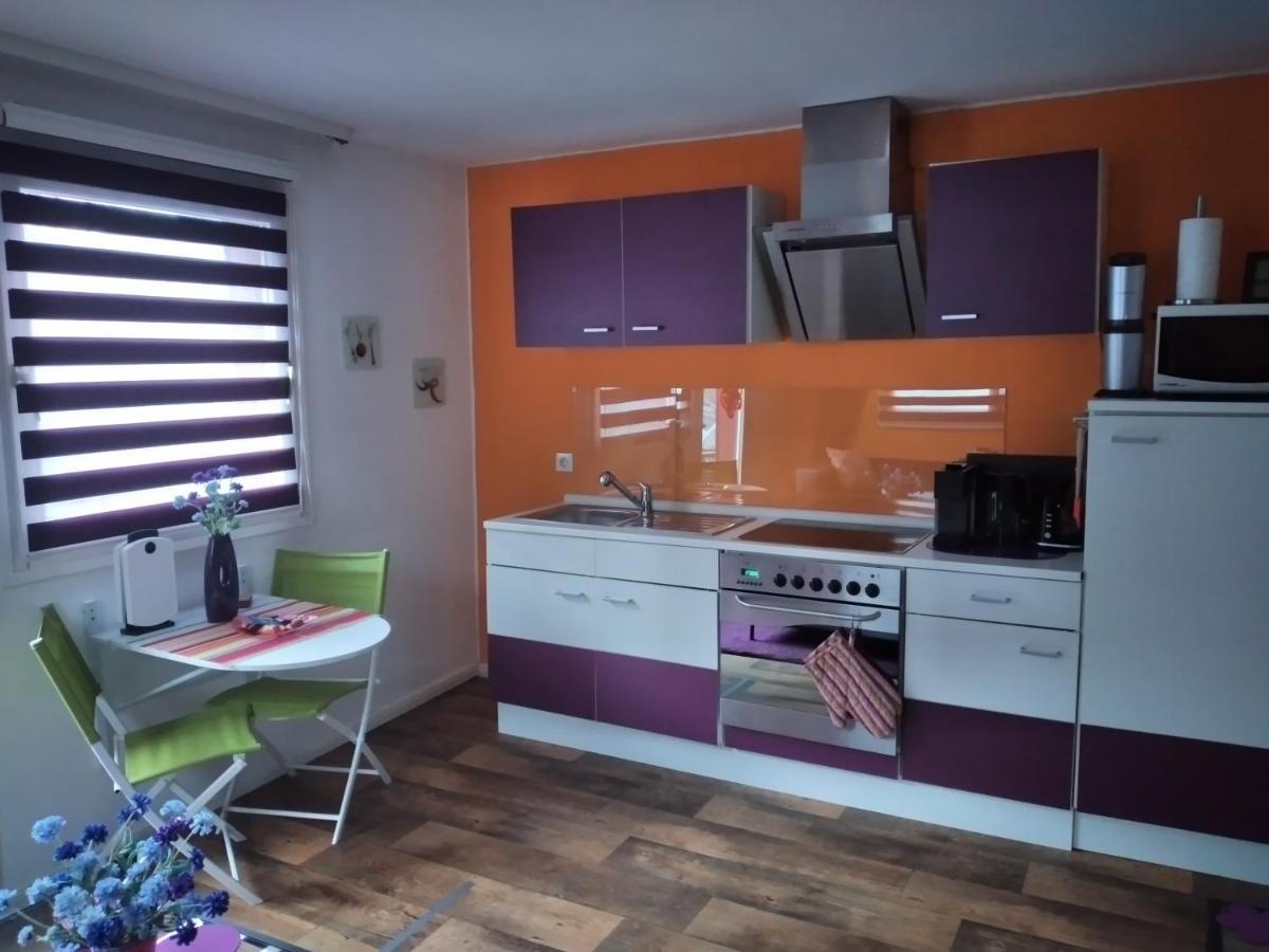 Ferienwohnung Kunterbunt mit Burgblick und Dachterrasse Monschau Exterior foto