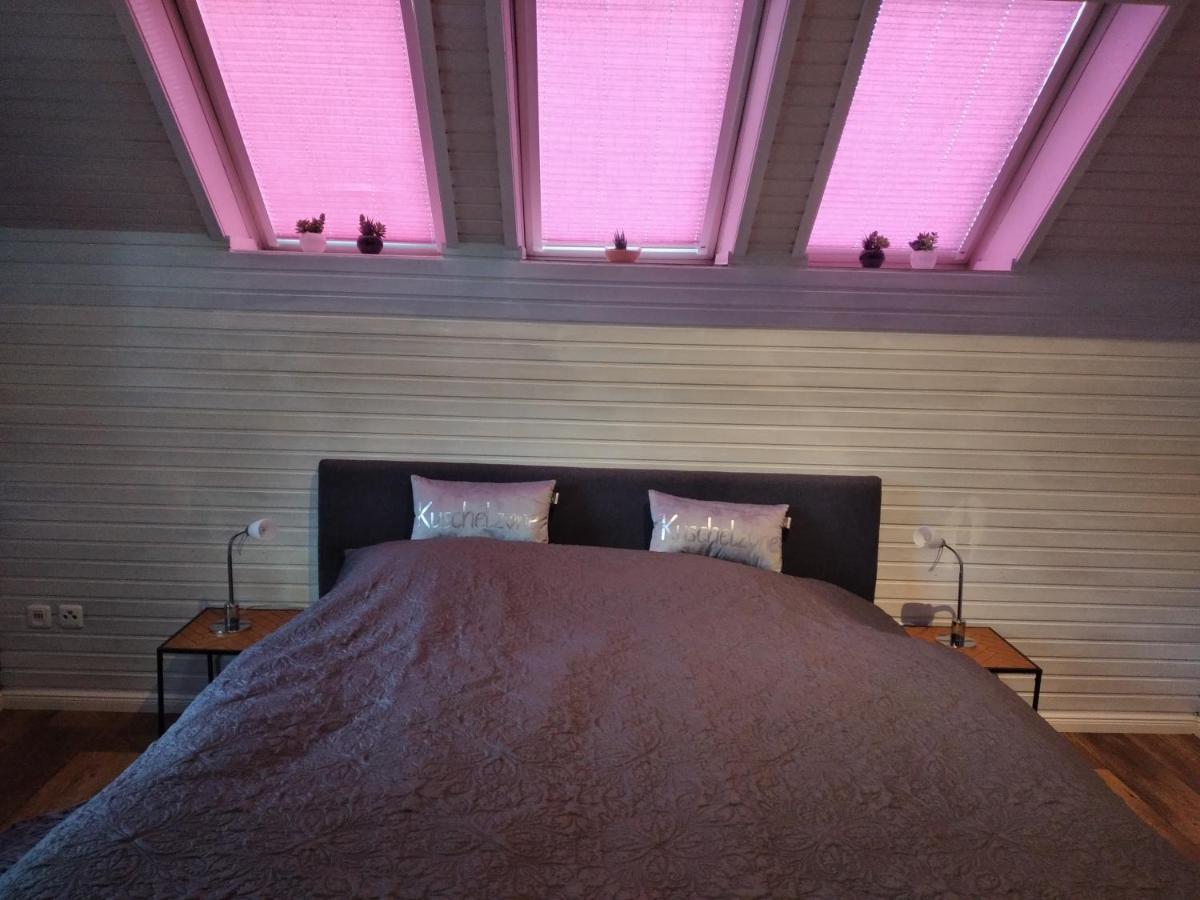 Ferienwohnung Kunterbunt mit Burgblick und Dachterrasse Monschau Exterior foto