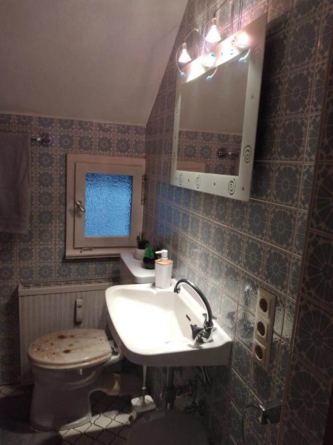 Ferienwohnung Kunterbunt mit Burgblick und Dachterrasse Monschau Exterior foto